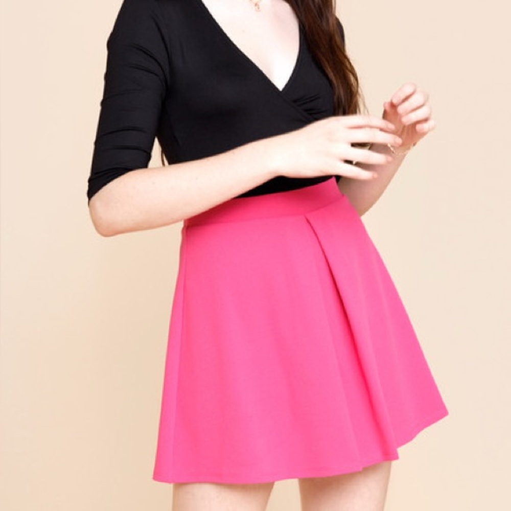 Francesca's Collections Pink Mini Skater Skirt